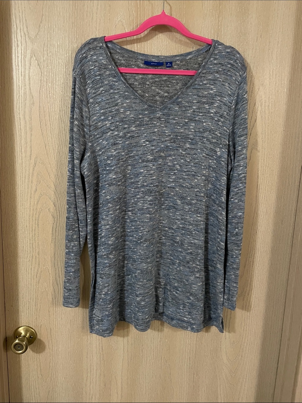Apt. 9 Heather Gray V-Neck Long Sleeve Tunic